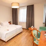 Hotel Deutsches Theater Landwehrstrasse Monachium