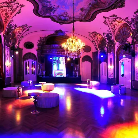 Deutsches Theater Landwehrstrasse Hotel Munique