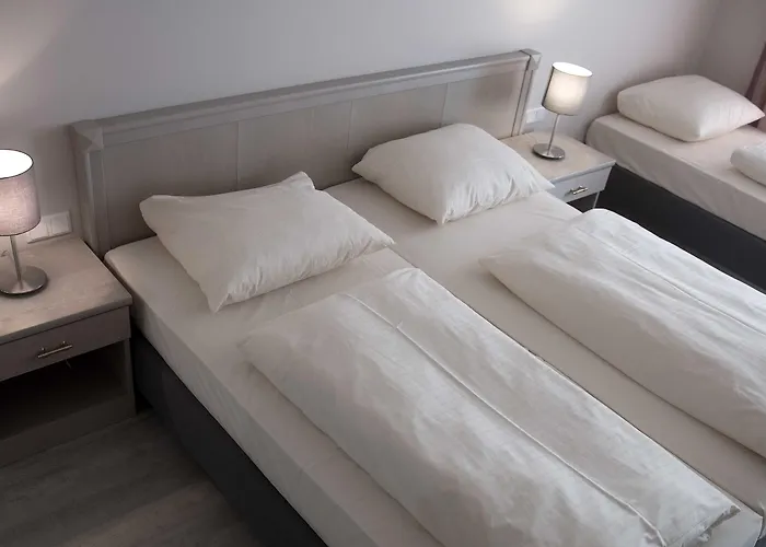 Deutsches Theater Landwehrstrasse