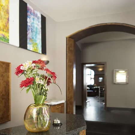 Deutsches Theater Landwehrstrasse Hotel 3*